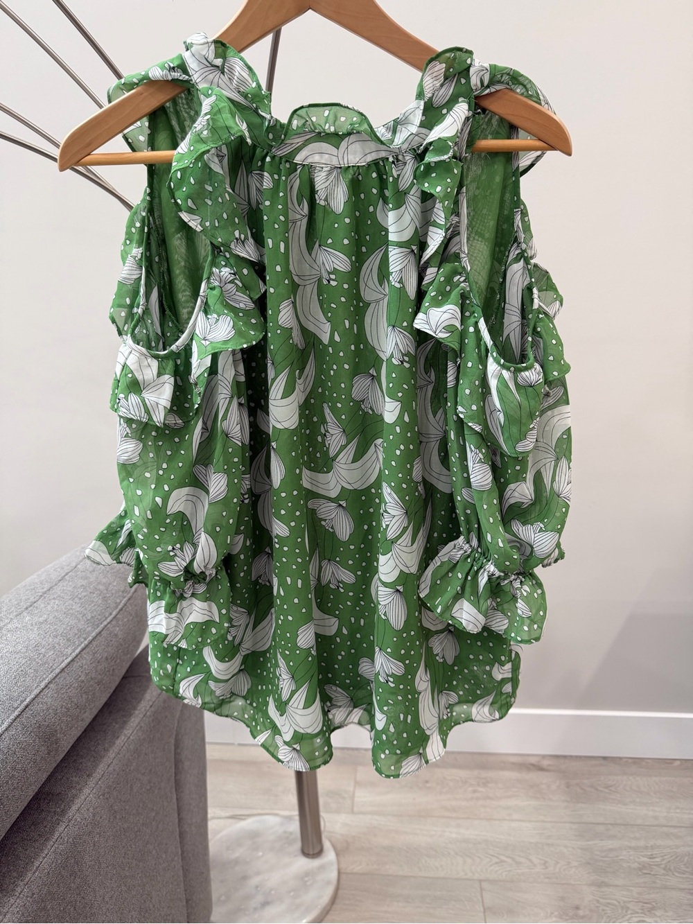 Max Studio Green Floral Print blouse top M